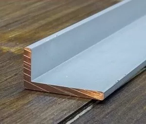 Анодированный уголок 25х3 мм АД35 ГОСТ 13737-90