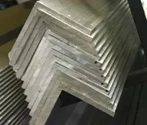 Анодированный уголок 30х4 мм АК4-1ч ГОСТ 13737-90