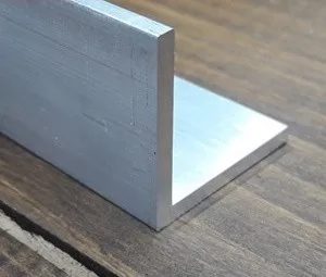 Анодированный уголок 70х8 мм Амг3 ГОСТ 13737-90