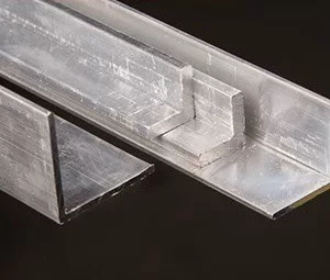 Уголок алюминиевый К48-2 125х125х8 мм ГОСТ 13737-90