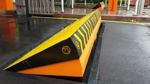 Болларды с электромеханическим 242 мм