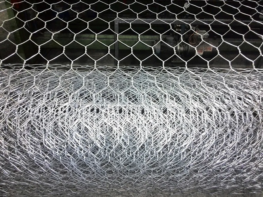 Сетка кручёная манье