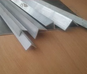 Уголок алюминиевый 1985пч
