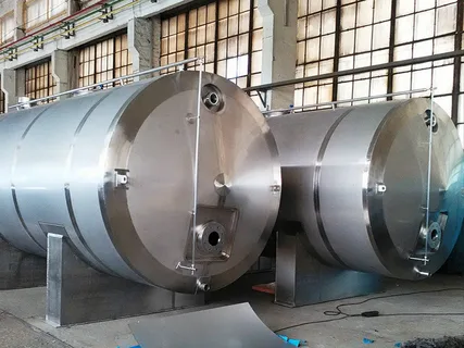 Резервуары нержавеющие и емкости